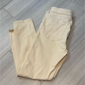 KUT size 6 cream jeans
